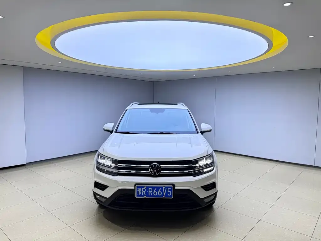 Volkswagen Tharu — фото 5