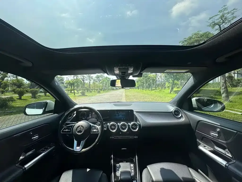 Mercedes-Benz GLA — фото 6