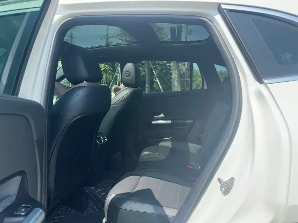 Mercedes-Benz GLA — фото 2