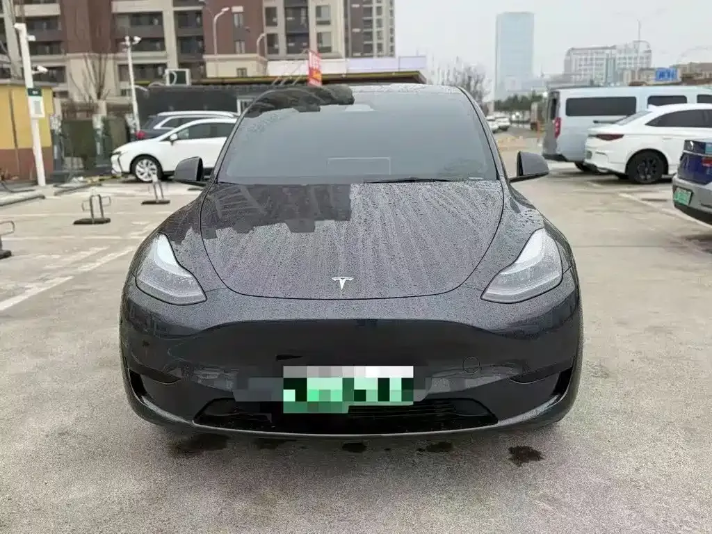 Tesla Model Y — фото 5