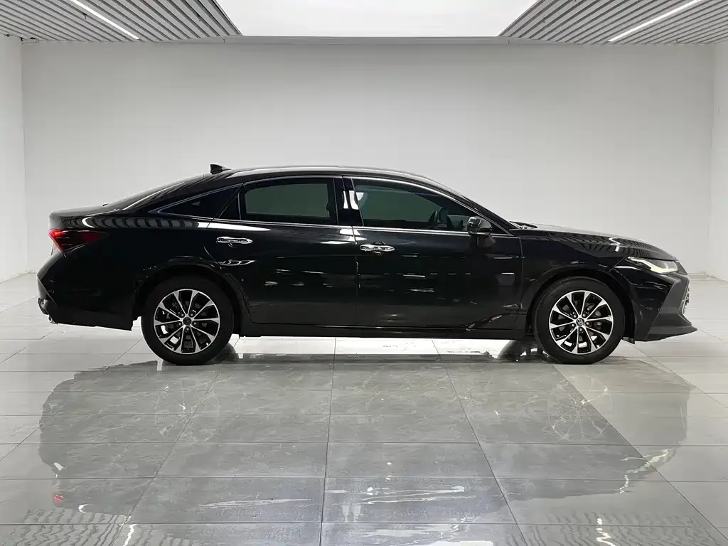 Toyota Avalon 2023 из CN, фото 3