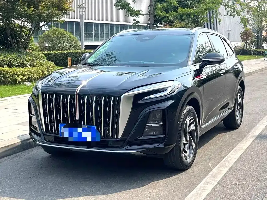 Hongqi HS3 — фото 1