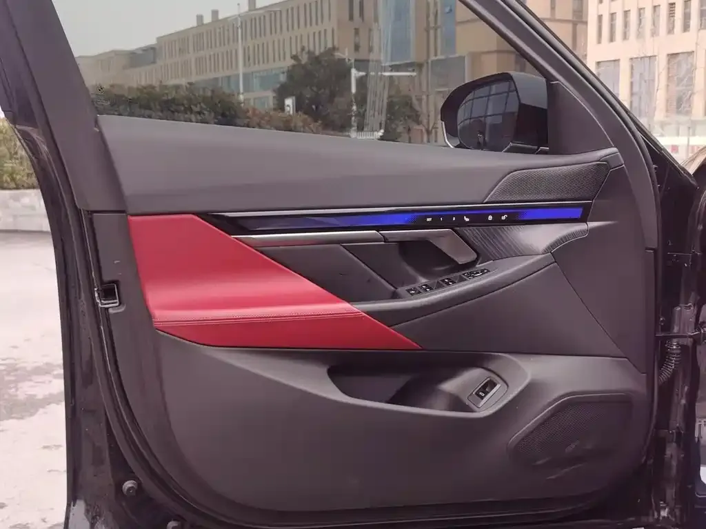BMW i5 2025 из CN, фото 2
