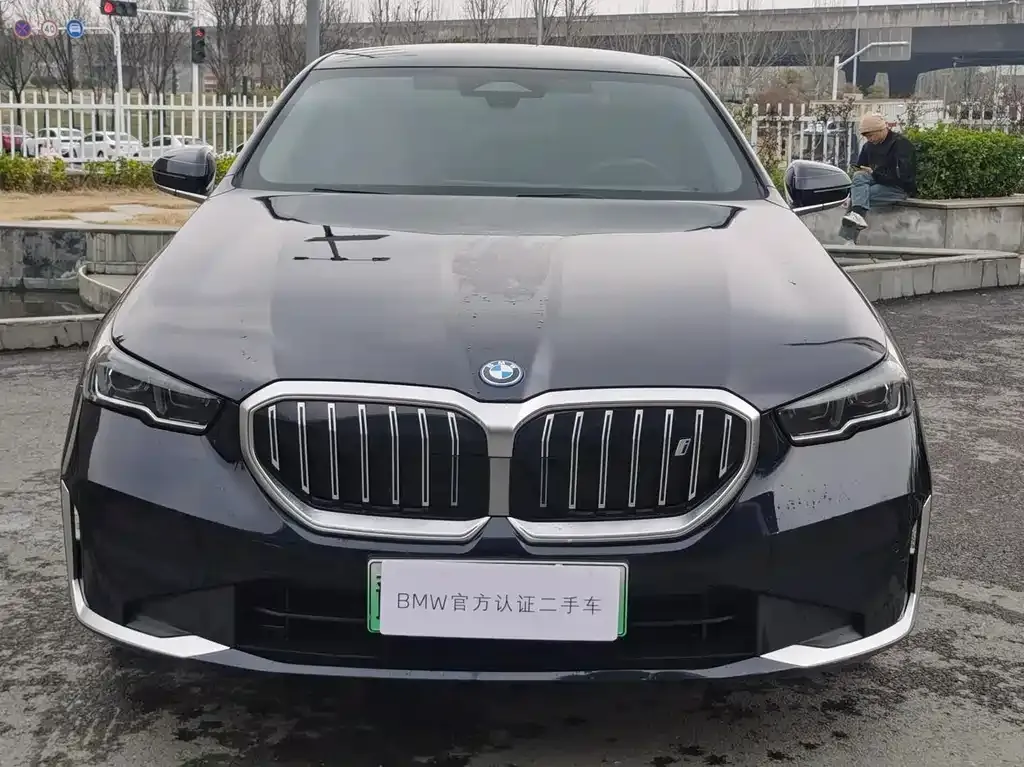 BMW i5 2025 из CN, фото 7