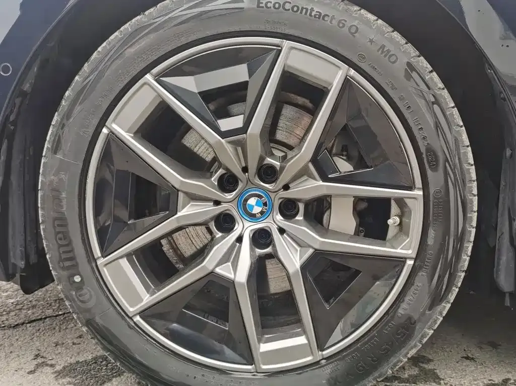 BMW i5 2025 из CN, фото 3