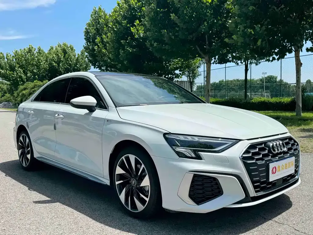 Audi A3 — фото 9