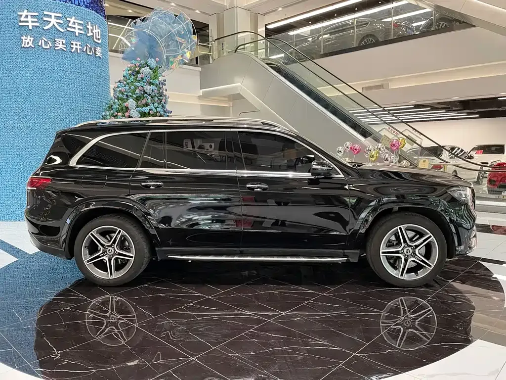 Mercedes-Benz GLS — фото 8