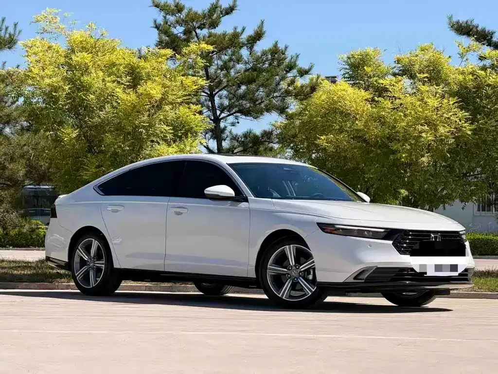 Honda Accord — фото 3