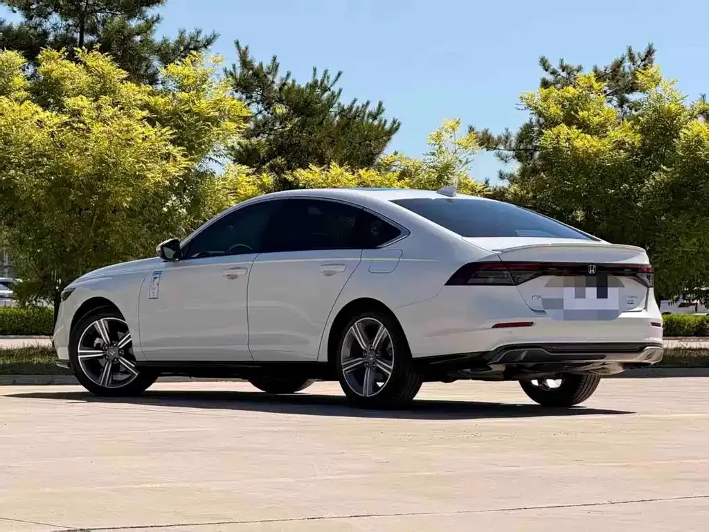Honda Accord — фото 2