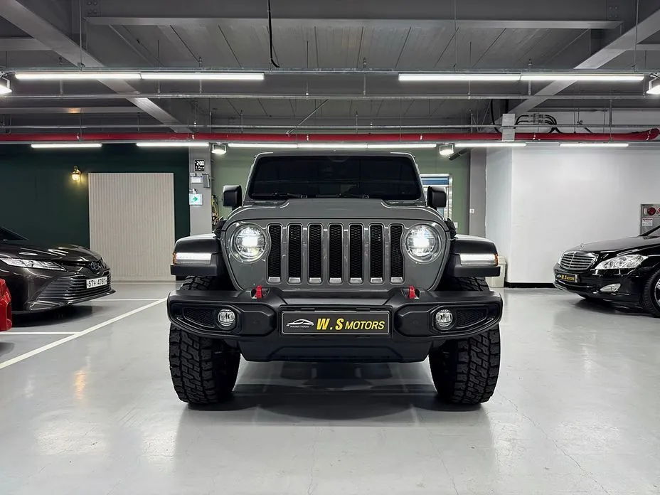 Jeep Wrangler 2021 из KR, фото 4