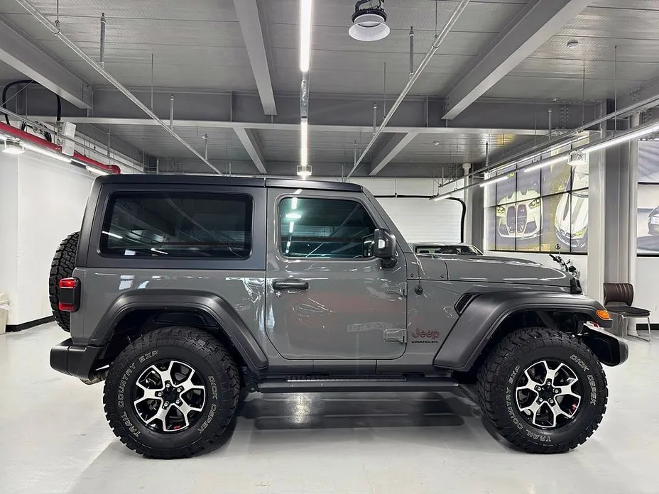 Jeep Wrangler 2021 из KR, фото 3