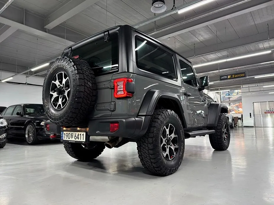Jeep Wrangler 2021 из KR, фото 6