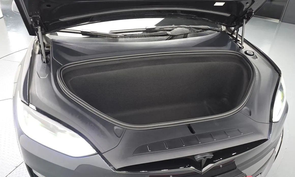 Tesla Model X 2026 из KR, фото 7
