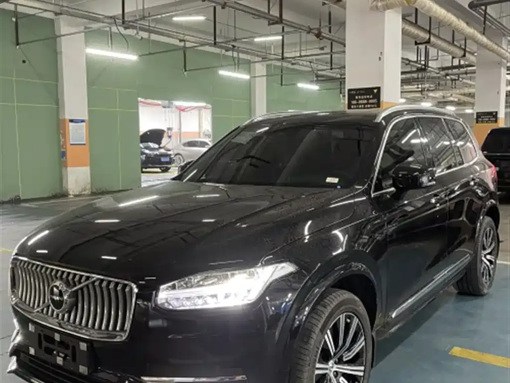 Volvo XC90 — фото 1