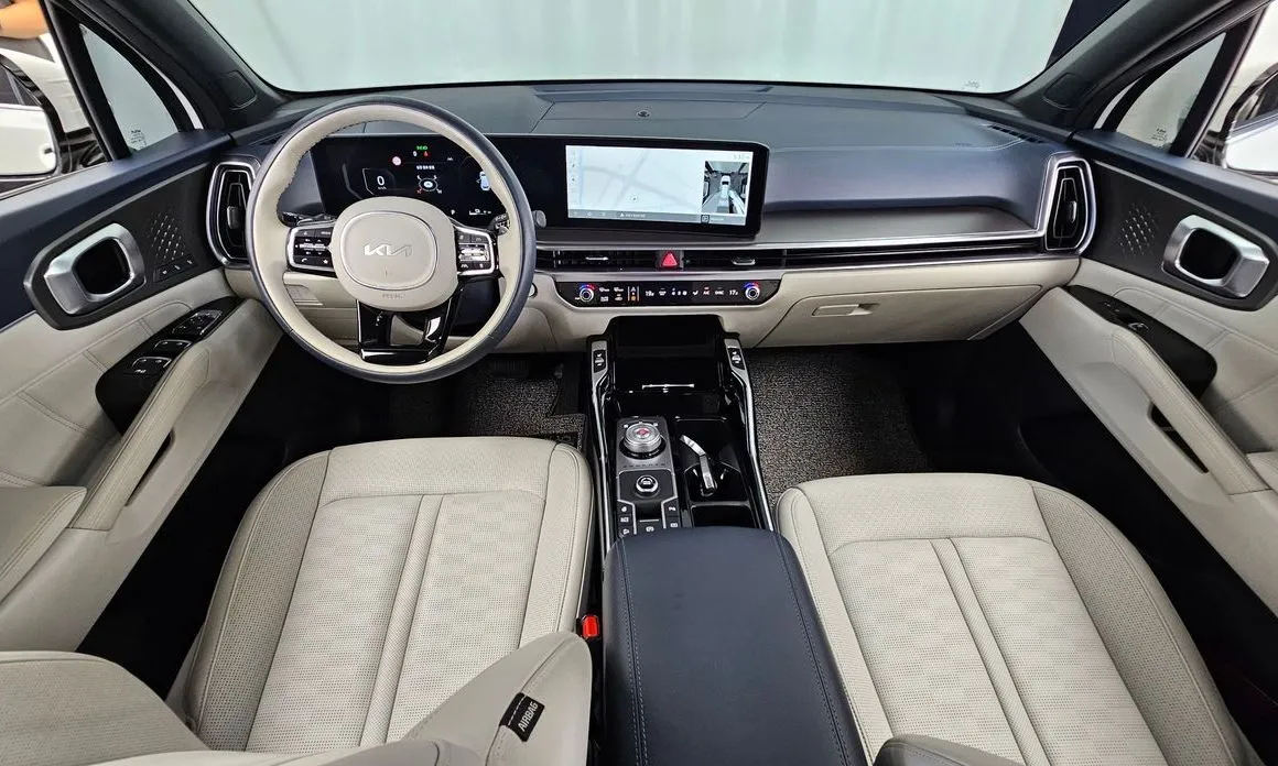 Kia Sorento — фото 6