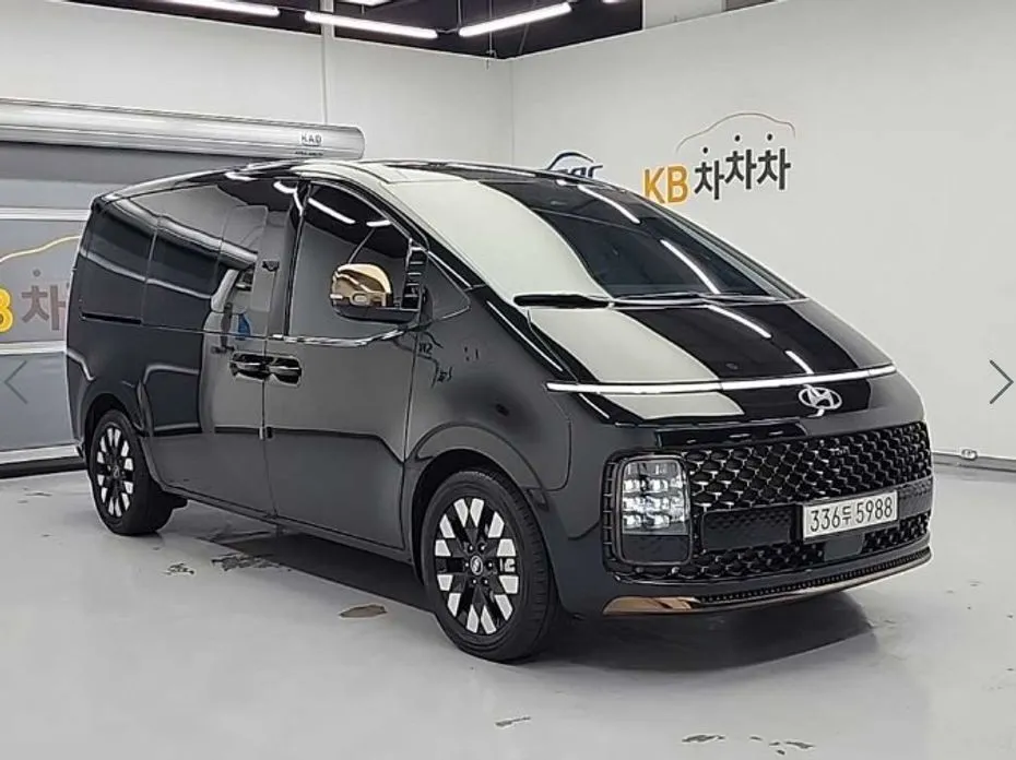 Hyundai Staria — фото 2