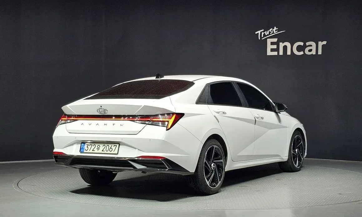 Hyundai AVANTE — фото 4