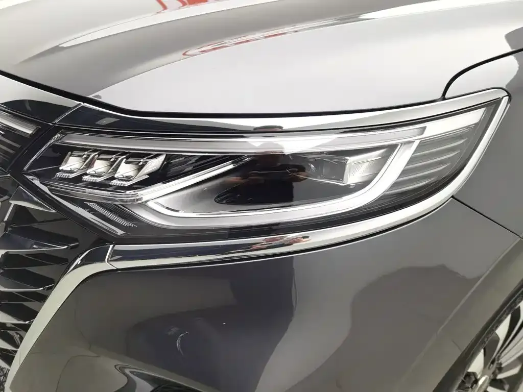 Roewe iMAX8 New Energy — фото 4