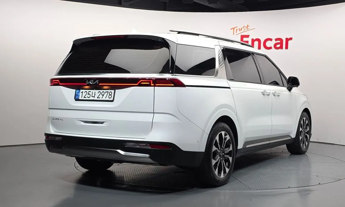 Kia Carnival 2023 из KR, фото 4