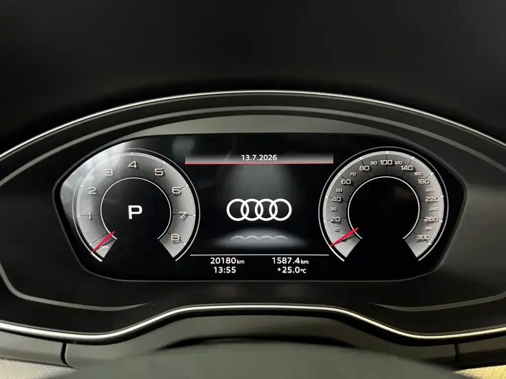 Audi Q5L — фото 2