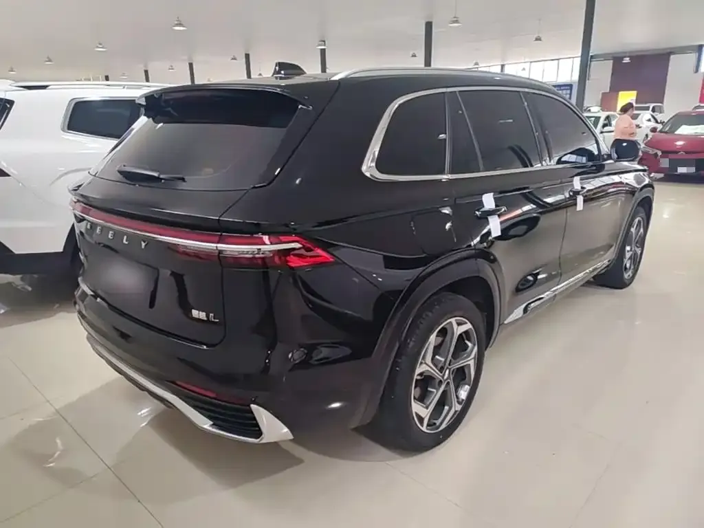 Geely Xingyue L — фото 4
