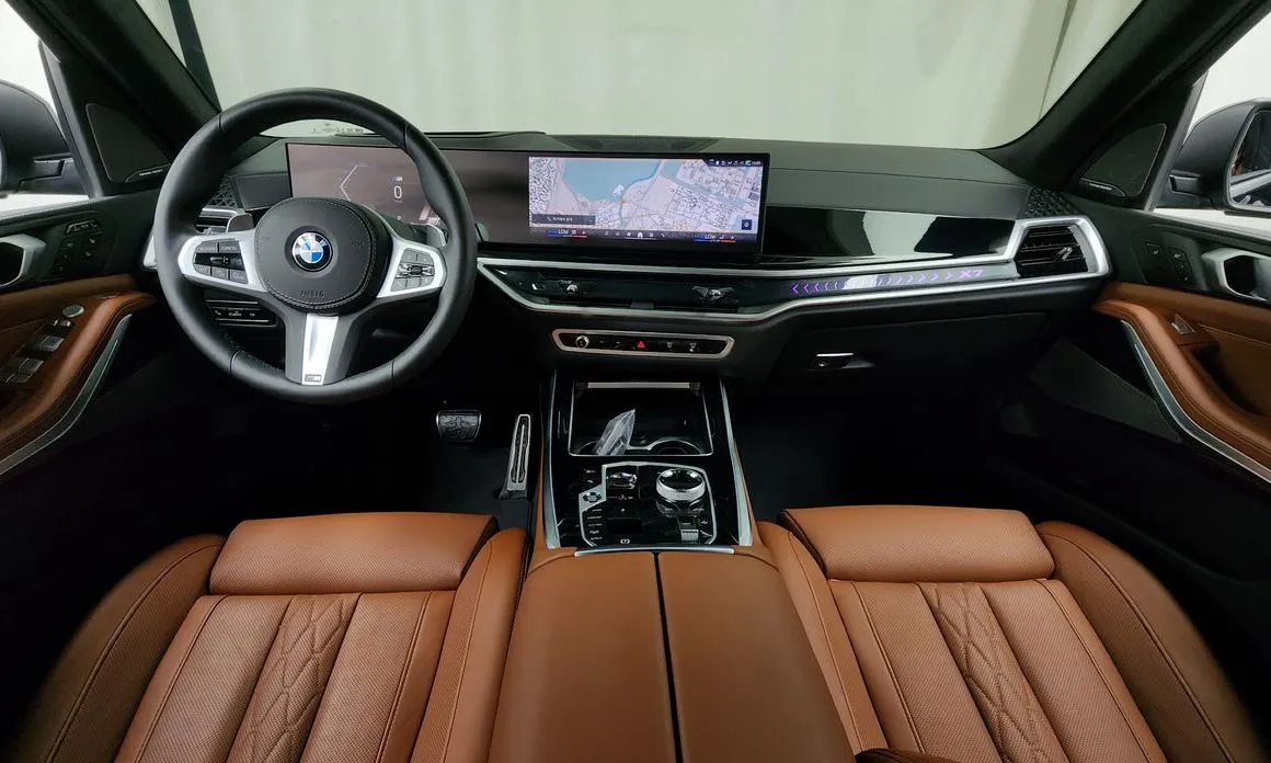 BMW X7 — фото 10