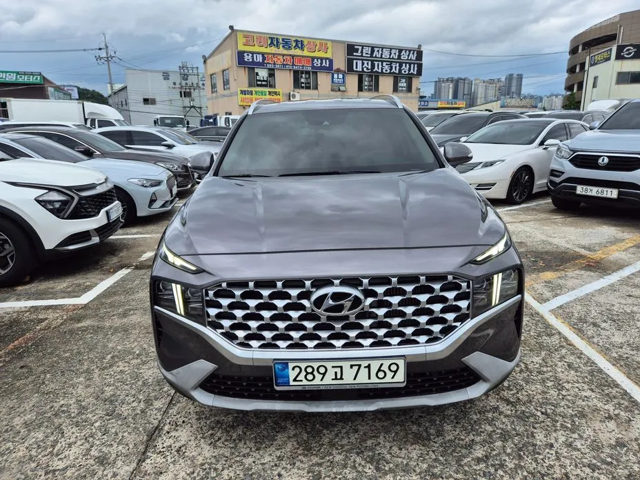 Hyundai Santafe — фото 1