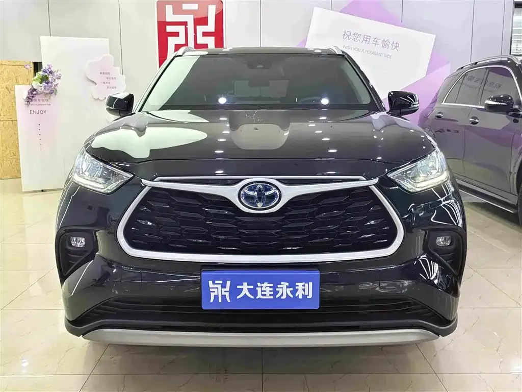Toyota Highlander — фото 2