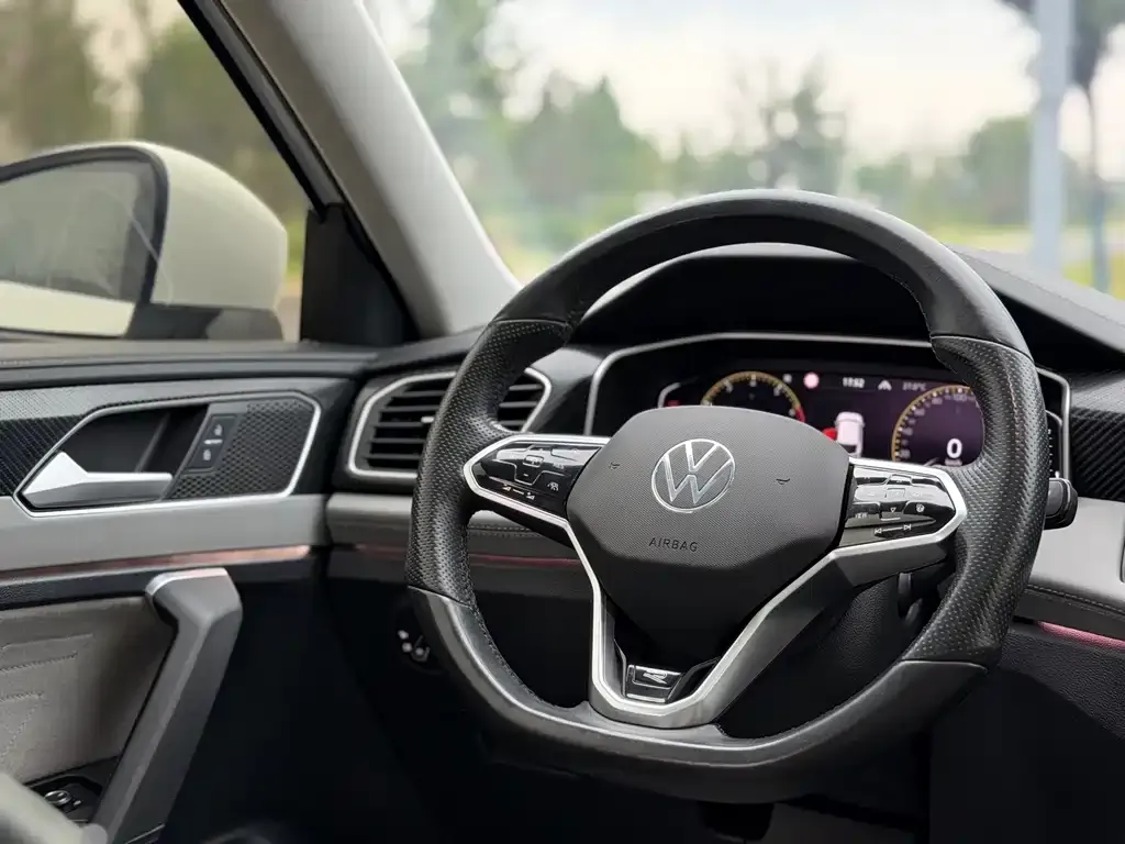 Volkswagen Tayron X 2023 из CN, фото 9