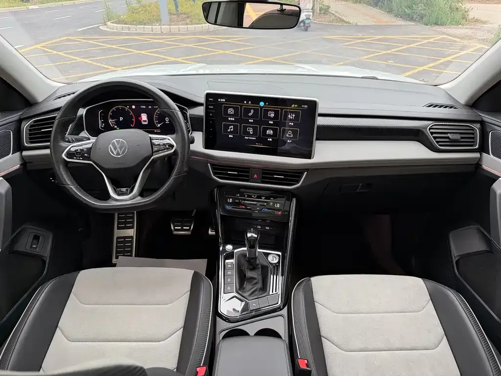 Volkswagen Tayron X 2023 из CN, фото 2