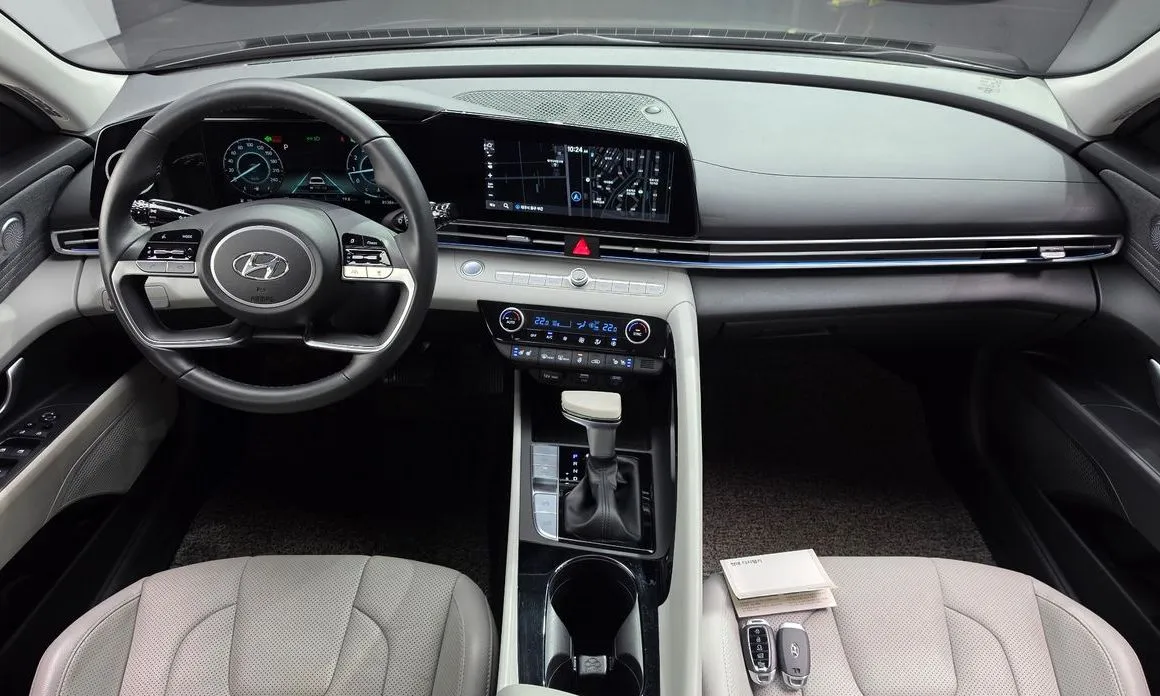 Hyundai AVANTE — фото 5