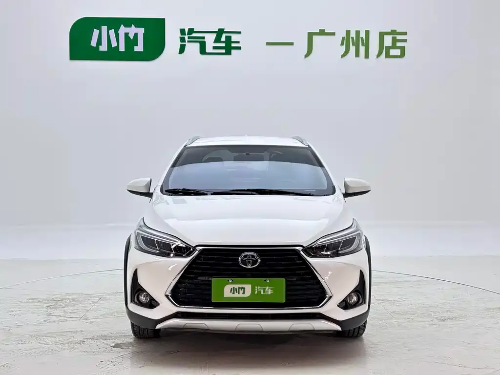 Toyota Yaris L — фото 7