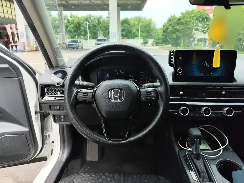 Honda Civic — фото 8