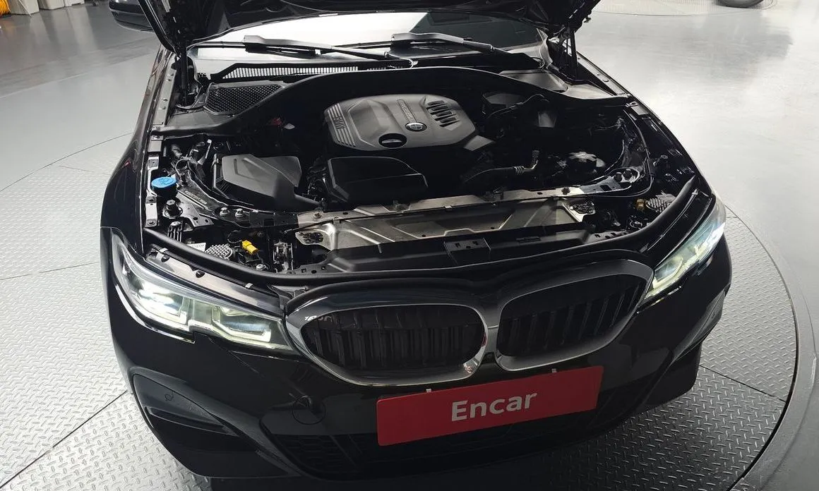 BMW 3-Series 2021 из KR, фото 3