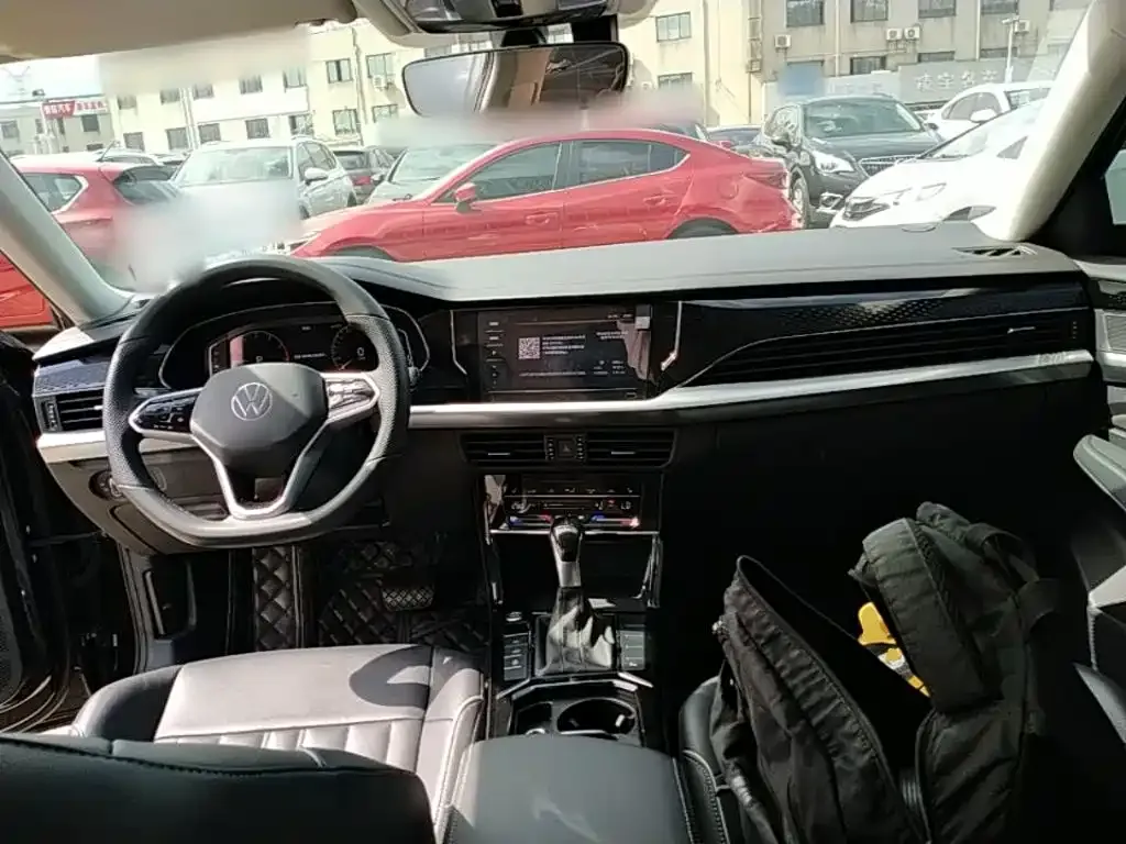 Volkswagen Passat — фото 8