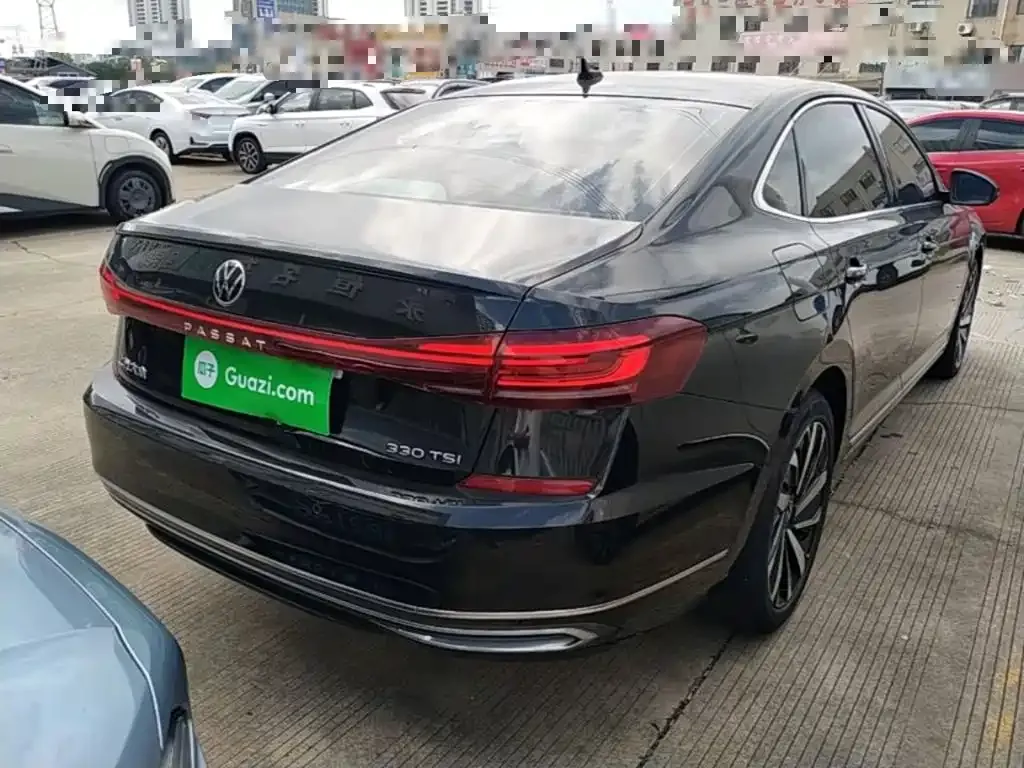 Volkswagen Passat — фото 4