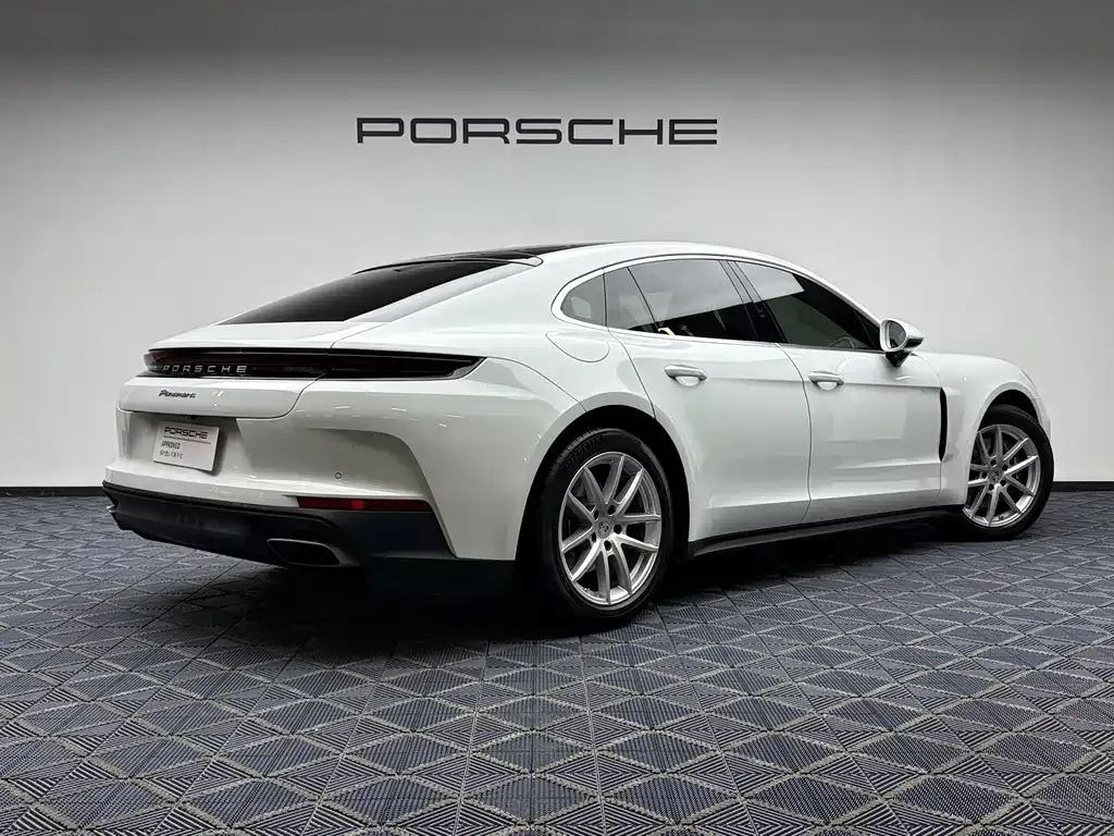 Porsche Panamera — фото 9