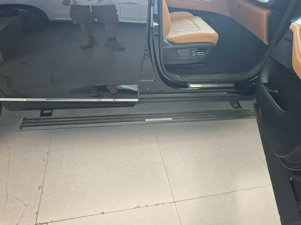 GAC Motor Trumpchi GS8 2024 из CN, фото 2