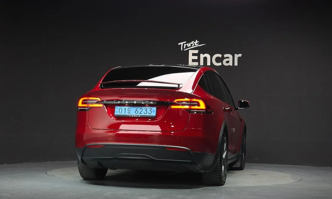 Tesla Model X 2023 из KR, фото 5