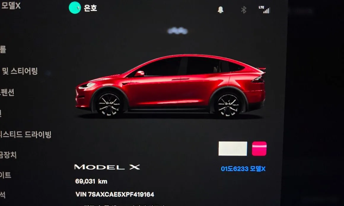 Tesla Model X 2023 из KR, фото 8