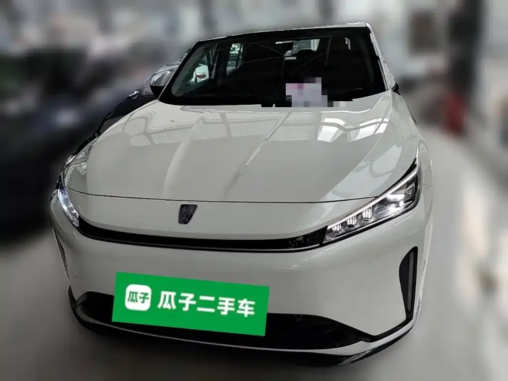 Roewe D5X DMH — фото 2