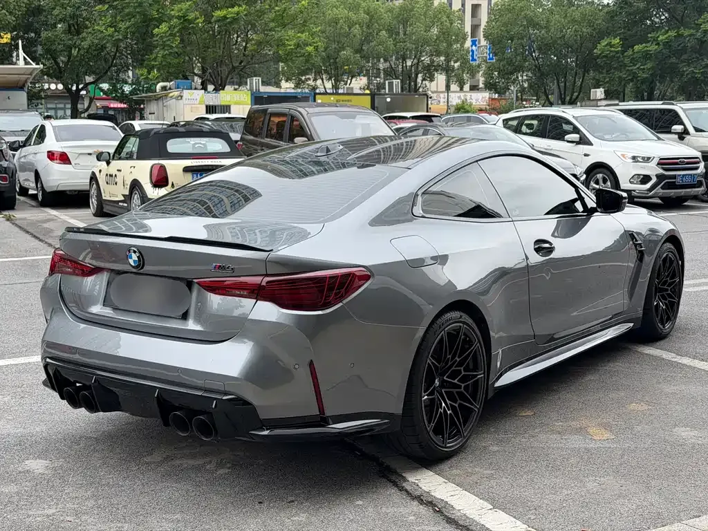BMW M4 — фото 10