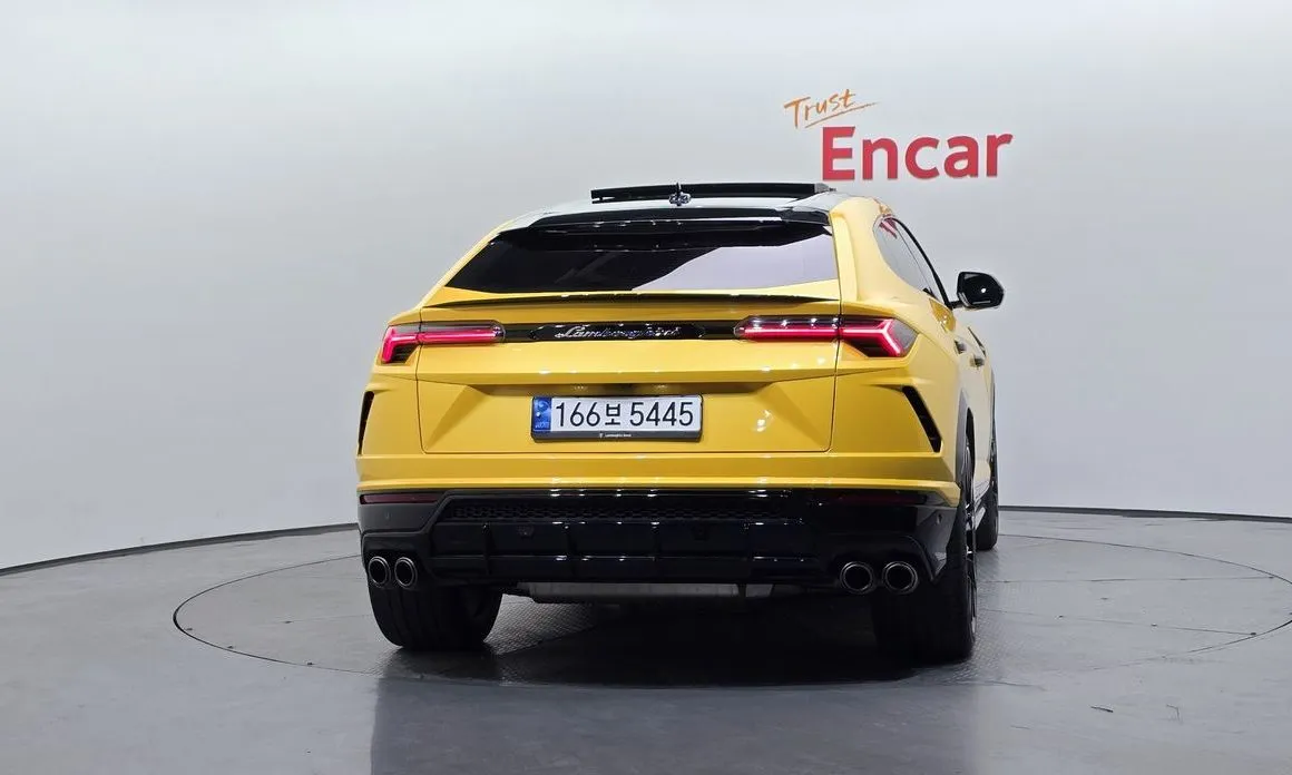 Lamborghini Urus 2022 из KR, фото 4