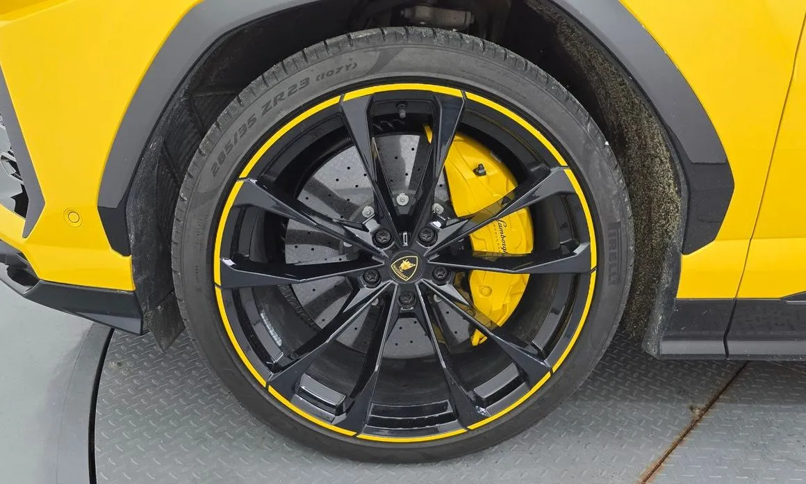 Lamborghini Urus 2022 из KR, фото 7