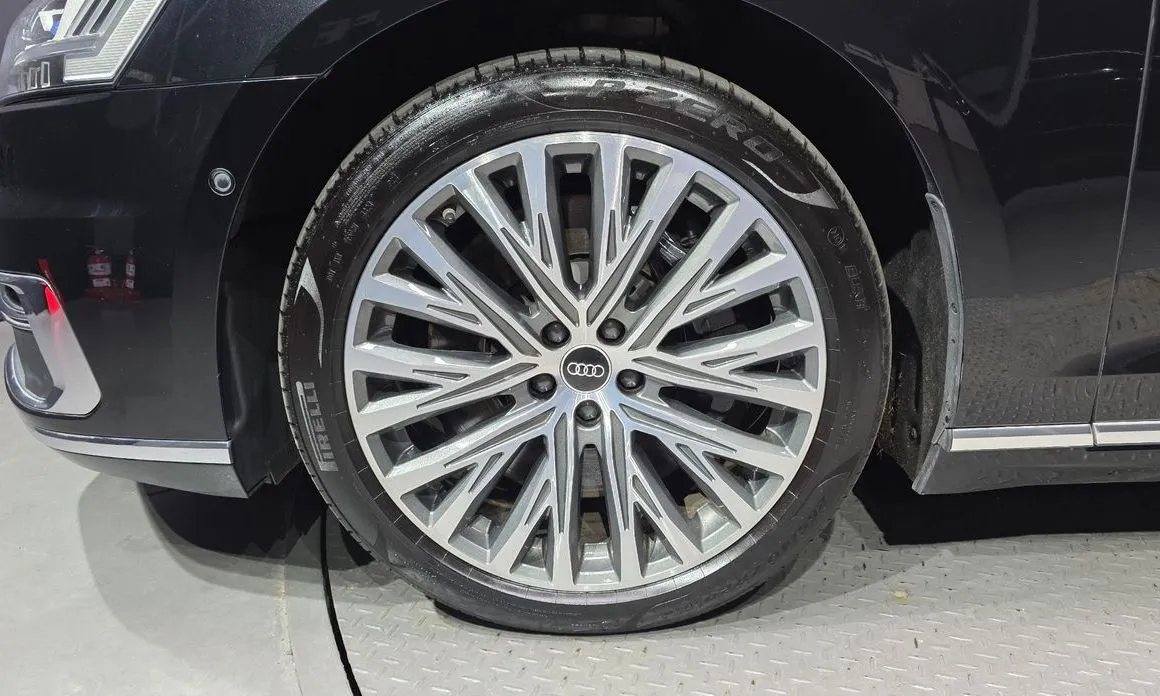 Audi A8 2021 из KR, фото 6