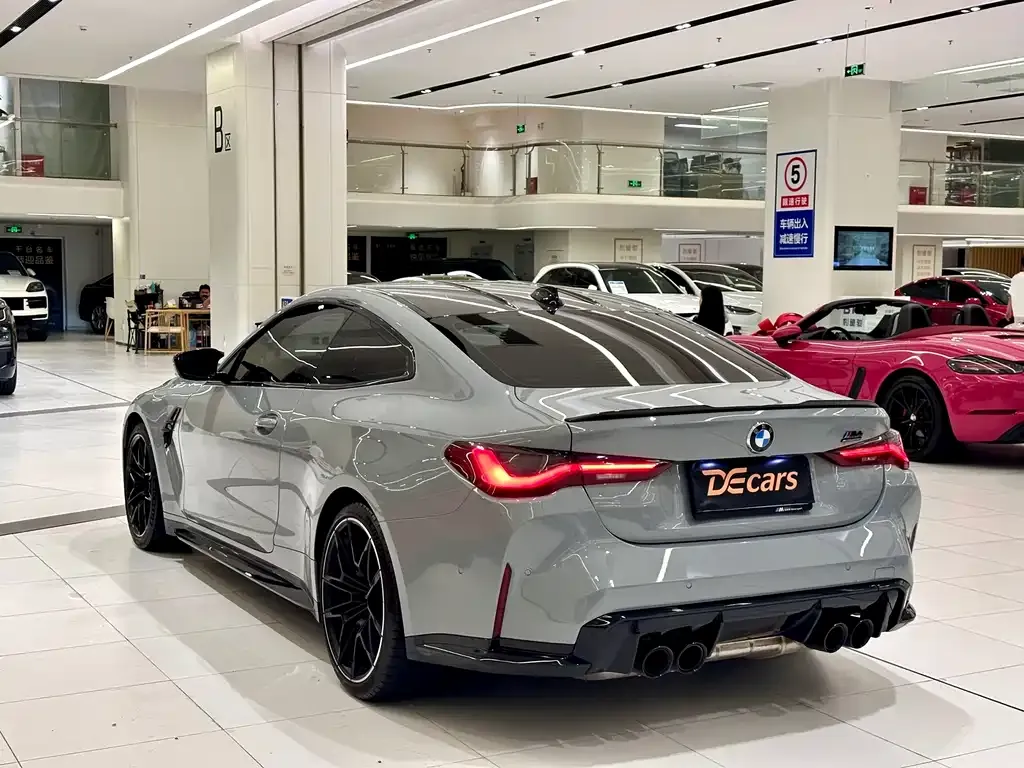 BMW M4 — фото 4