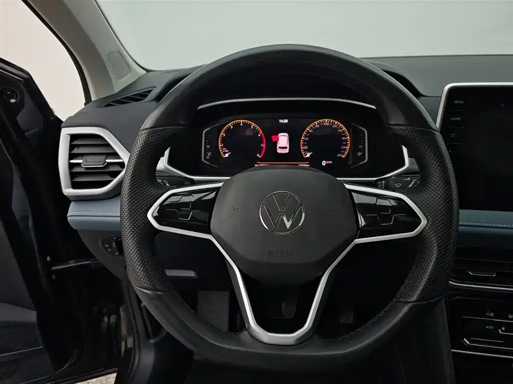 Volkswagen Tharu — фото 6