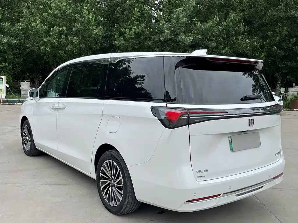 Buick GL8 Hybrid — фото 7