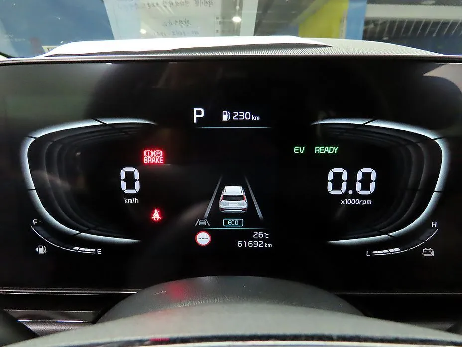 Kia Niro — фото 9