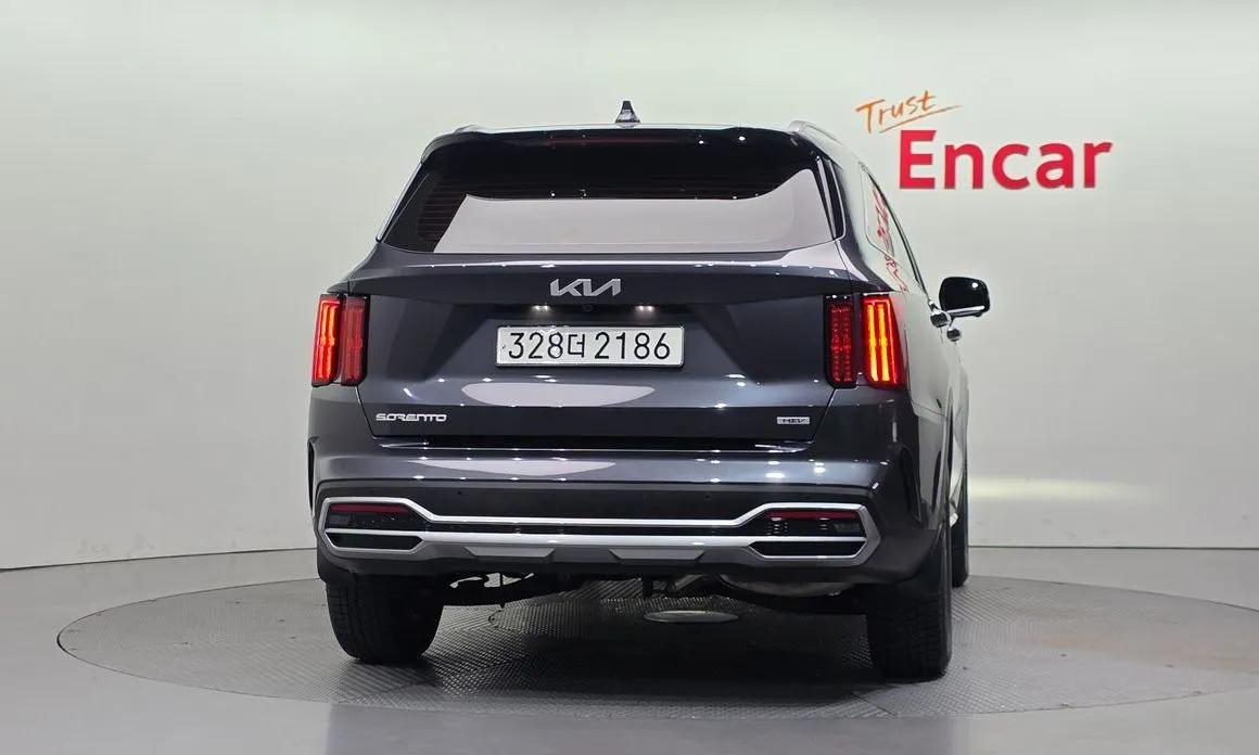 Kia Sorento — фото 6